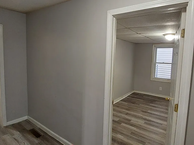 266 Pine St #1 — Photo 8