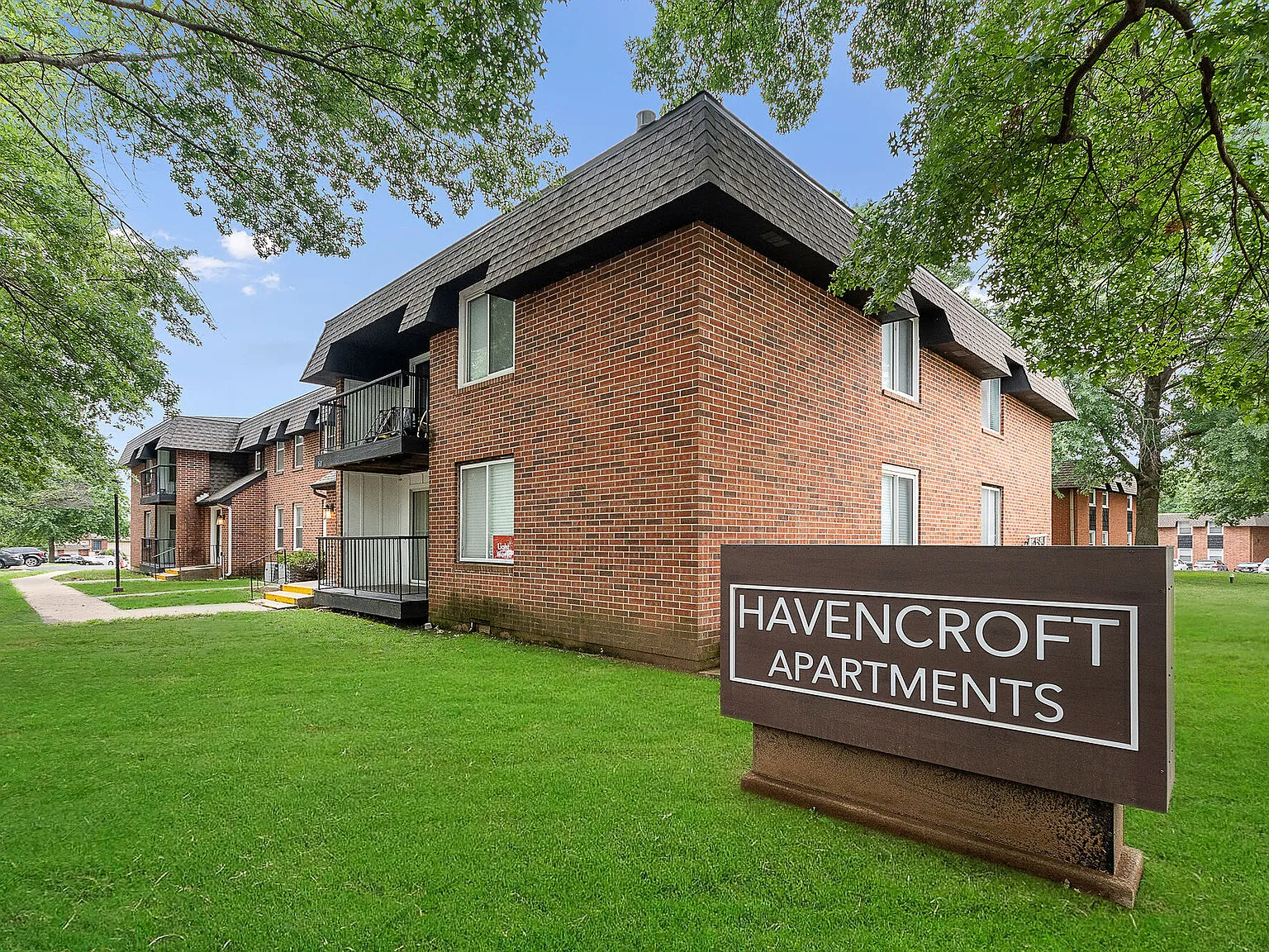 Havencroft Apartments — Photo 2