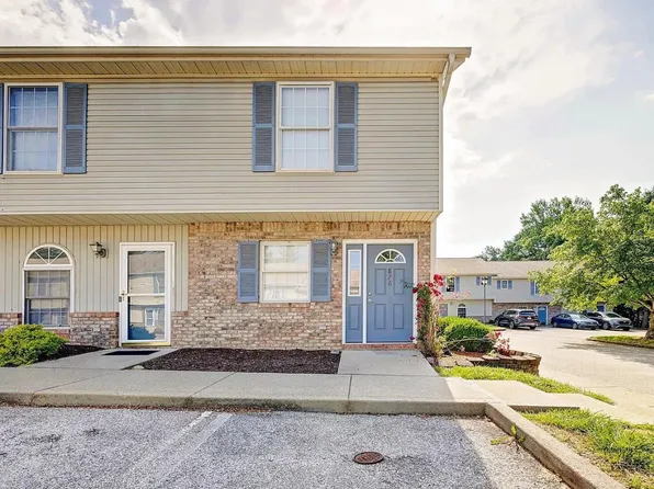 876 E Sherwood Hills Dr, Bloomington, IN 47401