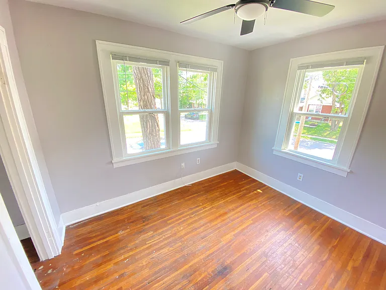 1308 Anthony St — Photo 4