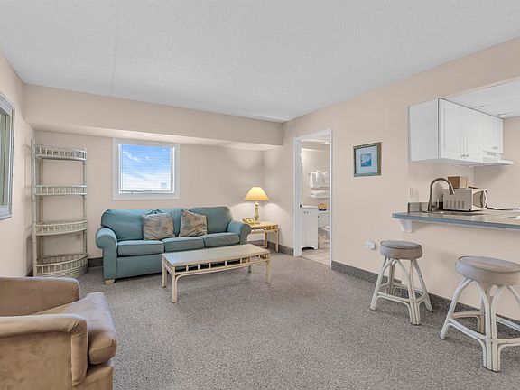 4th image of 812 Ocean Ave APT 420