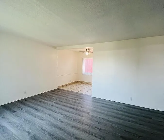 3409 W 104th St #3 — Photo 5