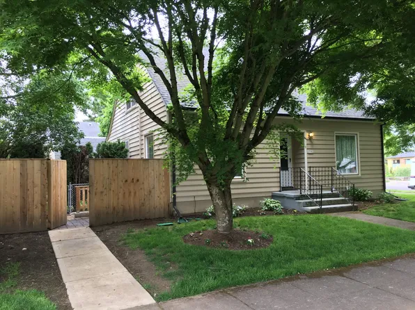 9540 N Seneca St Unit B, Portland, OR 97203