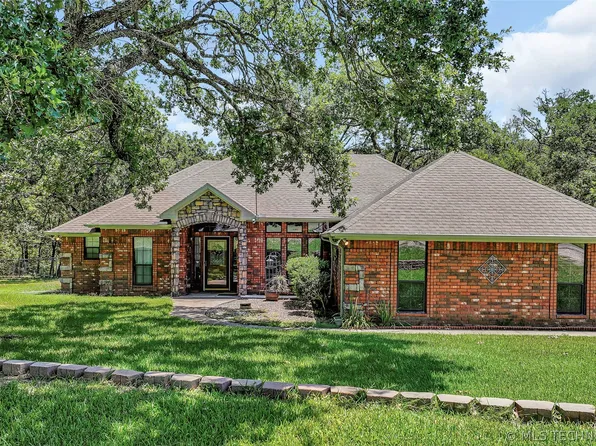 7519 Whispering Way, Kingston, OK 73439