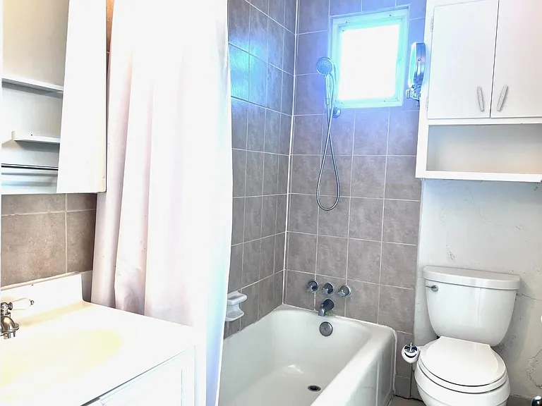 3206 Nile St — Photo 10