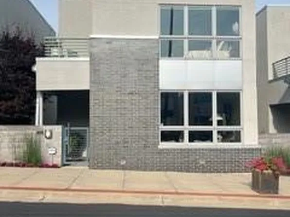 514 Oak St, Kansas City, MO 64106