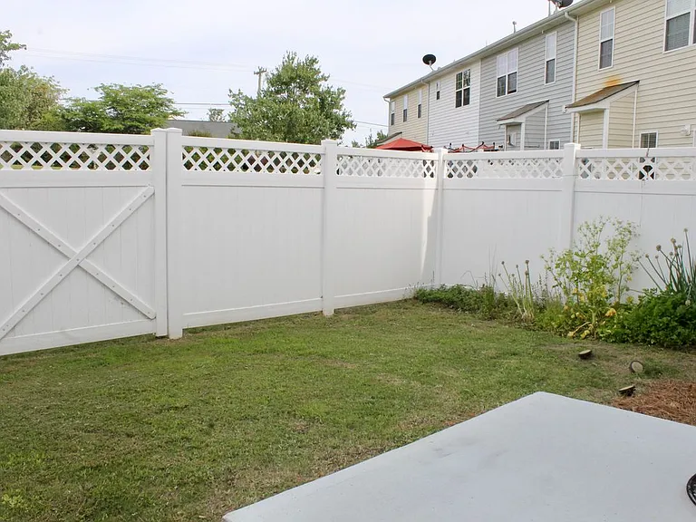 108 Azteca Dr — Photo 13
