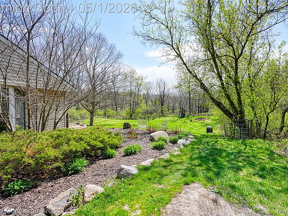 3rd image of 6637 Joy Rd