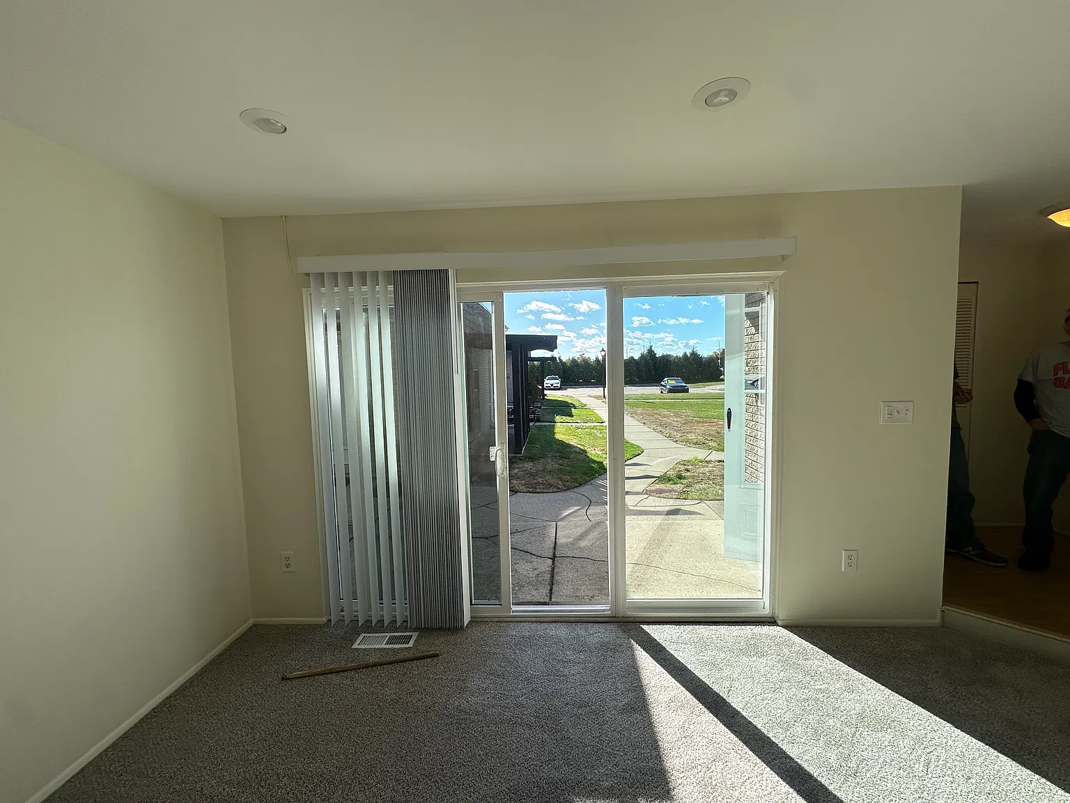 2 bed, 1.5 bath, 1311 sqft, $1,395 — Photo 3