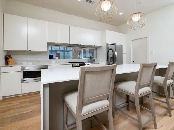2118 N Carroll Ave #101, Dallas, TX 75204