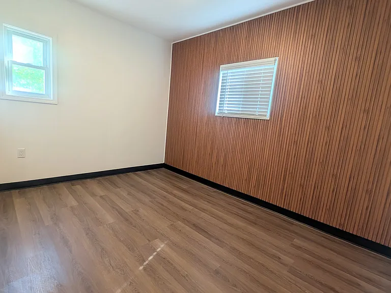 83 Promenade St — Photo 9