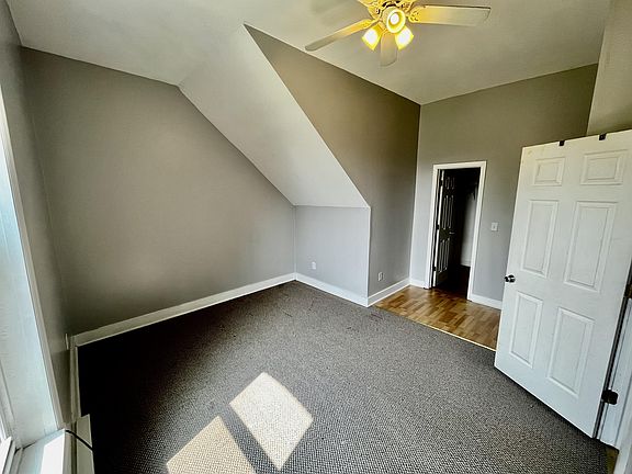 4th image of 751 Hudson Ave #6