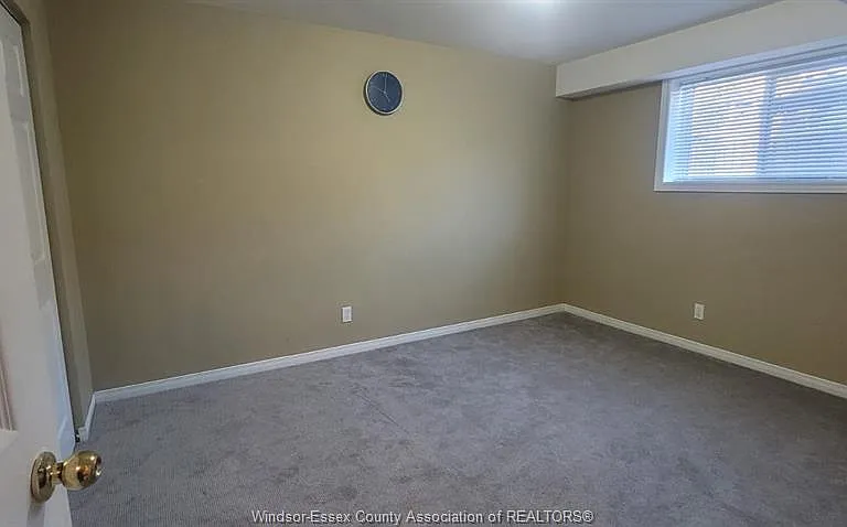 2680 Teedie Cres — Photo 16