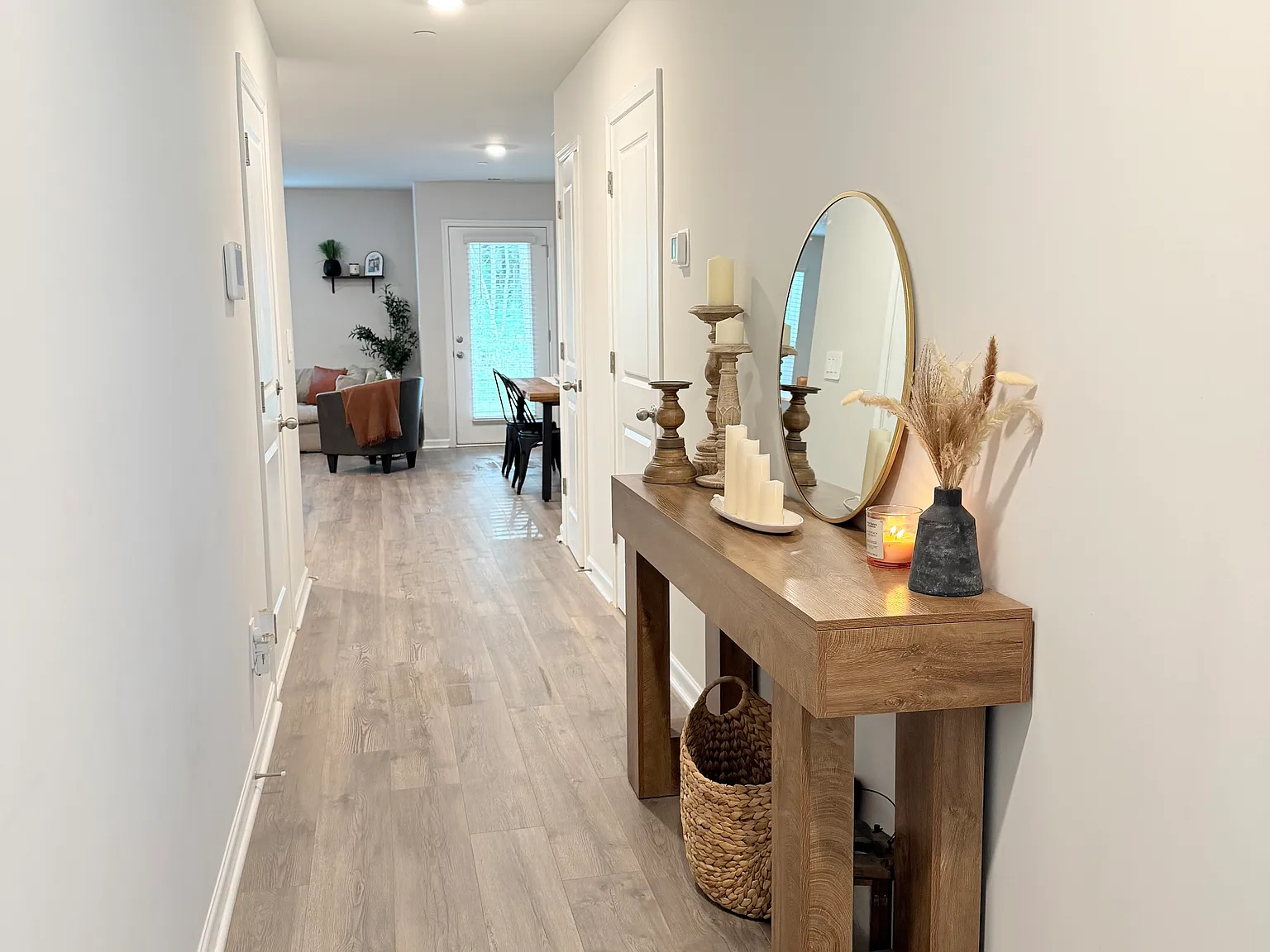 3 bed, 2.5 bath, 1468 sqft, $1,750 — Photo 3