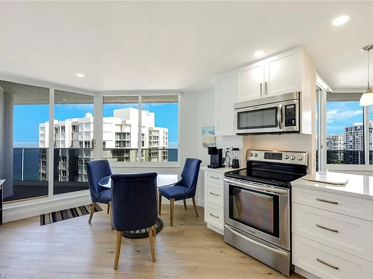 4041 Gulf Shore Blvd N #1505 — Photo 14
