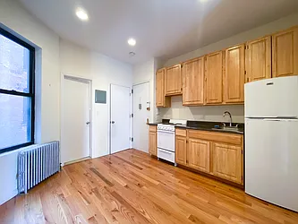 Rented by City Connections Realty