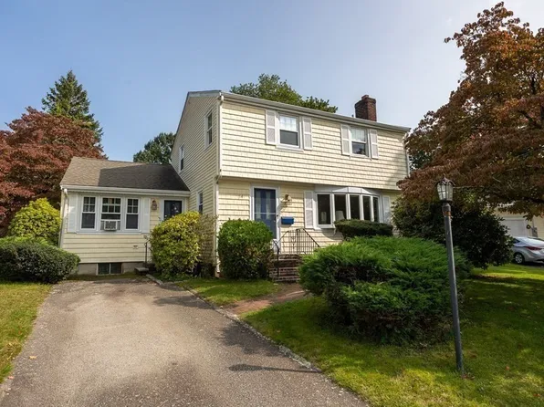 54 Rockcroft Rd, Weymouth, MA 02188