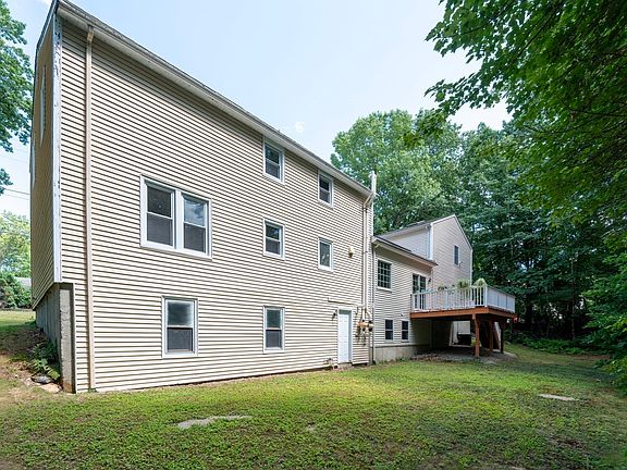 5th image of 88 Forrest Rd