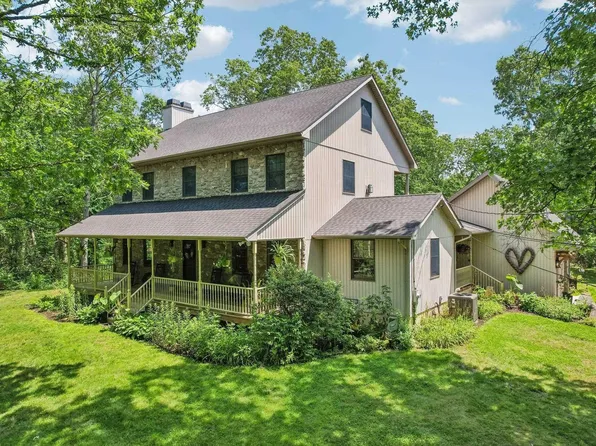 2067 Chestnut St, Hammonton, NJ 08037