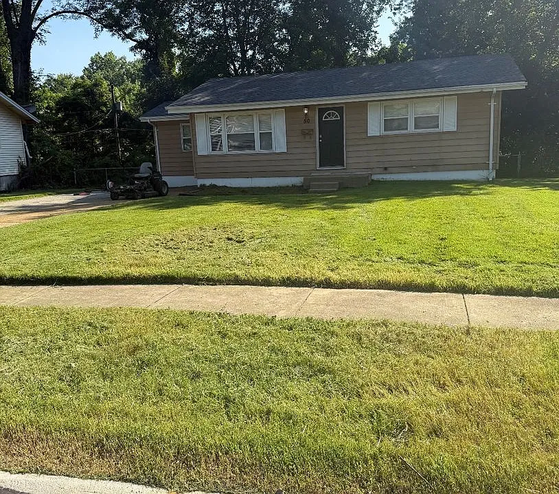 50 Fenwick Dr