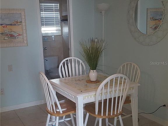 4th image of 603 Mandalay Ave #105
