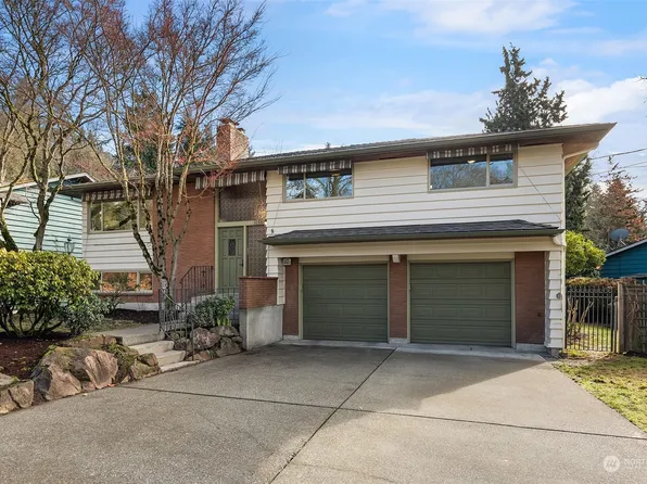 10358 44th Avenue NE, Seattle, WA 98125