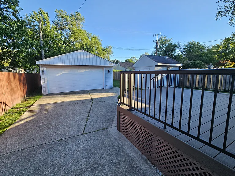 1608 Bauman Ave — Photo 5