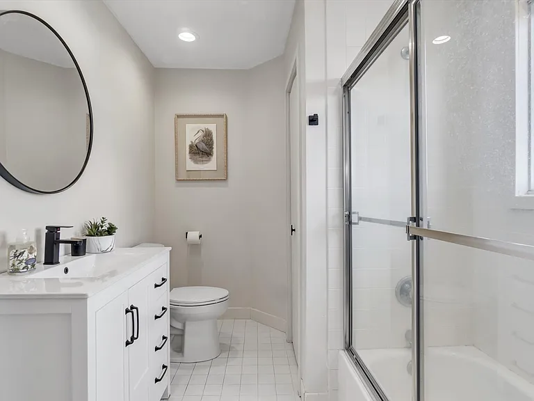 552 Dune Rd — Photo 29