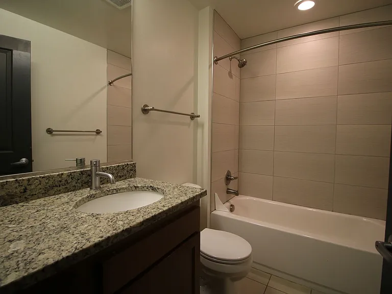 Main 2323 — Photo 17