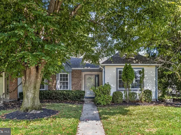 58 Beacon Pl, Robbinsville, NJ 08691
