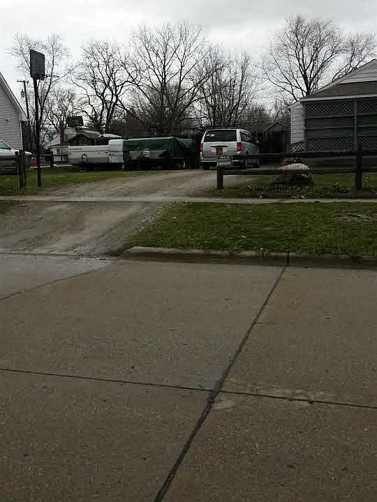 2nd image of 1621 Bayview Dr