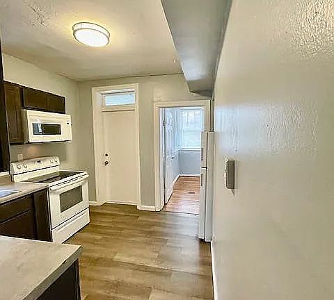 4th image of 3634 McRee Ave #3636