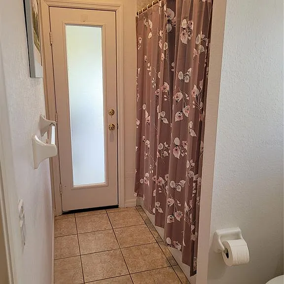 72 Long Meadow Ct — Photo 21