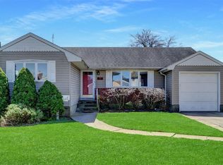 2606 Firma Ln, East Meadow, NY