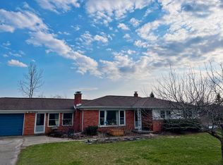 654 E Ridge Dr, Ortonville, MI