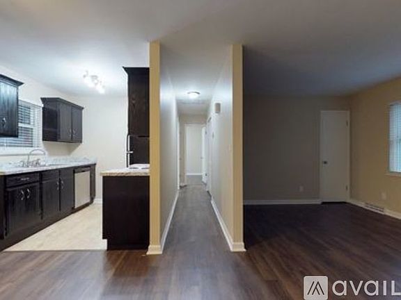 3rd image of 4066 Pine Dr APT A