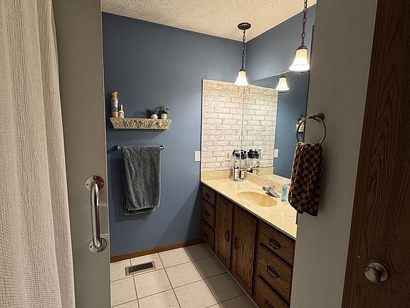 5th image of 1161 Longstone Ave #1161