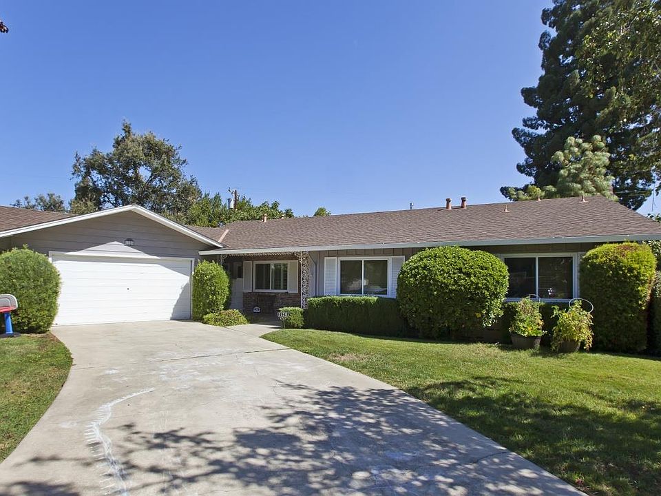 1st image of 1120 Saxon Way