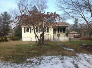 27 Maplewood Ave, Loch Sheldrake, NY 12759