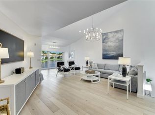 8345 Excalibur Cir APT M4, Naples, FL 34108