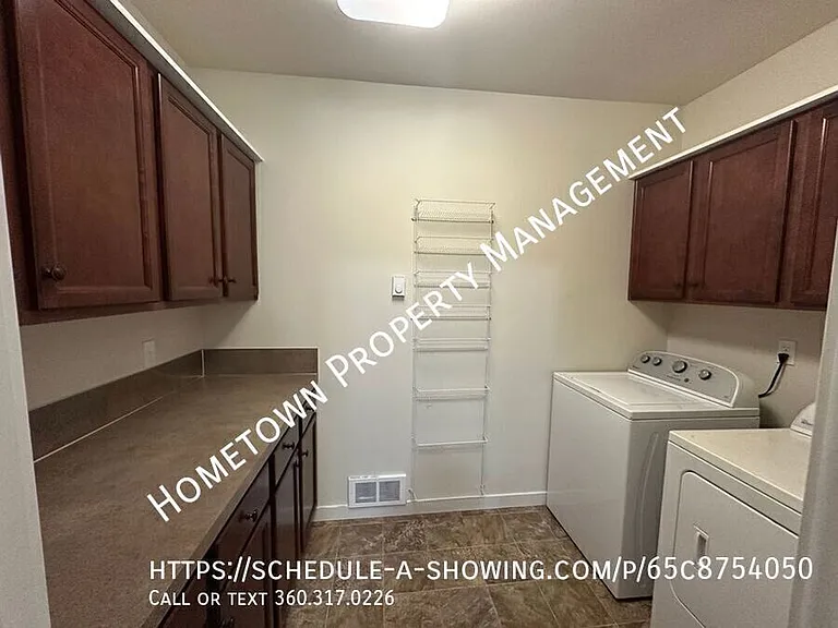6231 Martin Way E — Photo 12