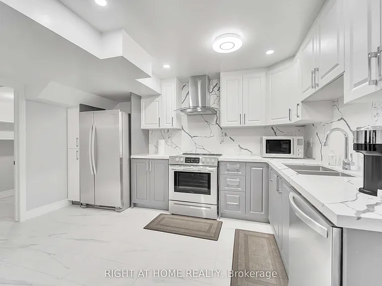 3253 Liptay Ave #BASEMENT — Photo 18