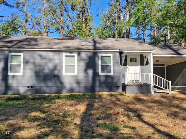 411 Willa St, Batesville, MS 38606