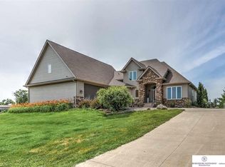 12551 N Shore Dr, Springfield, NE 68059