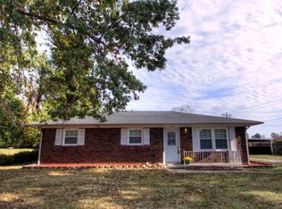 1919 Graham Ln E, Owensboro, KY 42303