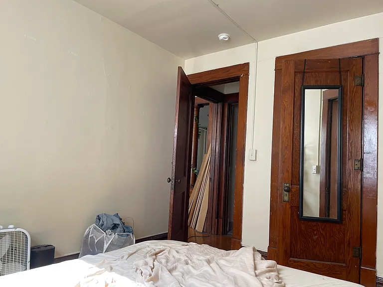 213 N Hamilton St #1S — Photo 15