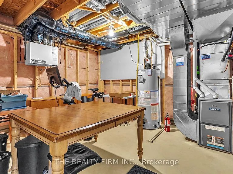 1773 Beaverbrook Ave — Photo 30