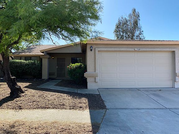 2nd image of 700 S Chimney Canyon Dr