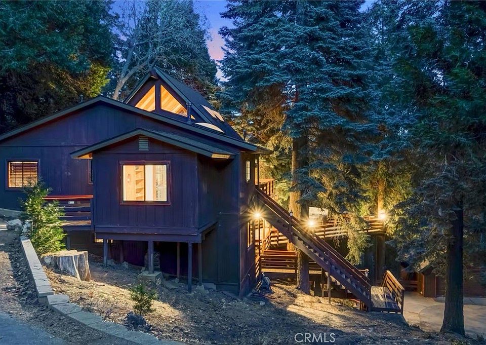 1st image of 764 Fern Rd