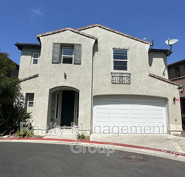 2303 Wisteria Way — Photo 1